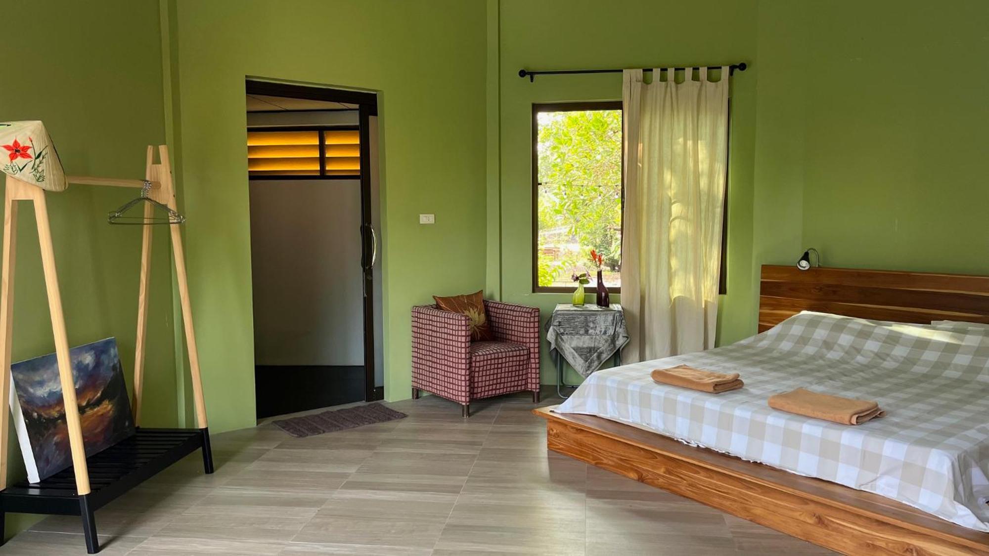 Navari Homestay Rayong Exterior photo